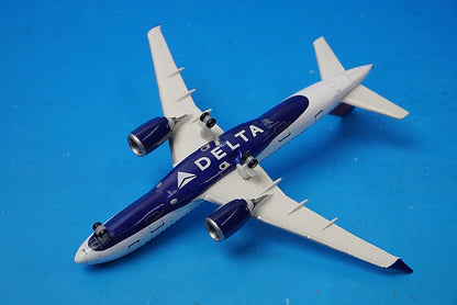 1:400 A220-100 Delta N102DU GJDAL1841 Gemini airplane model