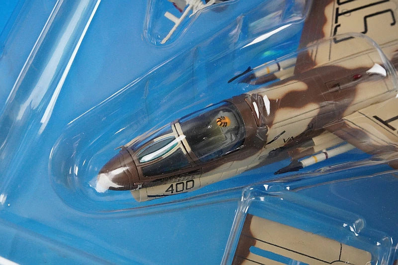 1:72 A-7E Corsair II US Navy VA-72 Bluehawks AC400 1991 Desert Storm 782969 CENTURY WINGS airplane model