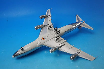 1:200 B747-200F Cargolux LX-DCV IF742CV1018P Inflight airplane model