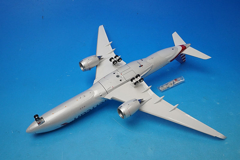 1:200 A350-900 AA American Flap Down N350AA IF3501014D Inflight