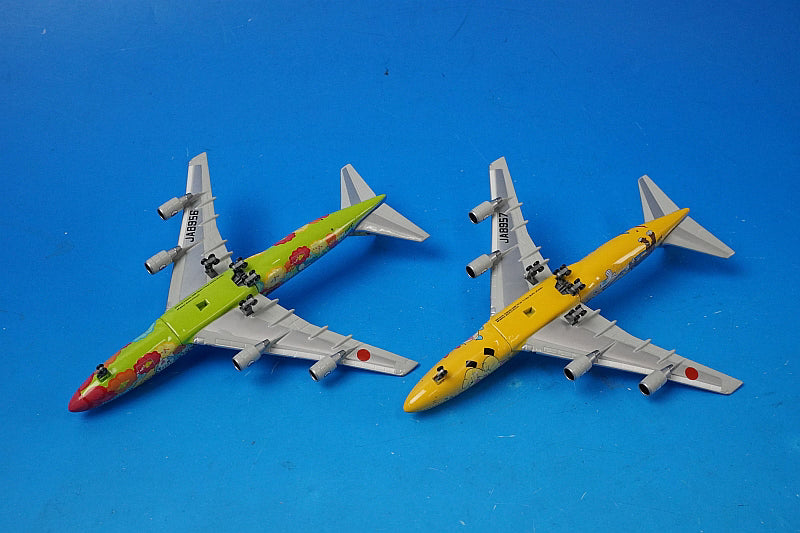 1:500 B747-400 ANA Ohana Jumbo & Pikachu Jumbo JA8956 JA8957 NHS52001 ANA airplane model