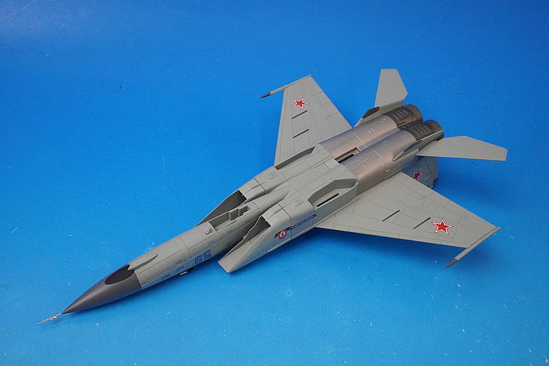 1:72 MiG-25PDS Soviet Air Defense Forces 146th Guards Fighter Aviation Regiment Vasilykiyv Air Base #59 HA5604 Hobby Master airplane model