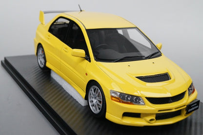 19A04-08 onemodel 1:18 Mitsubishi EVO IX Wasp Yellow with clear cover