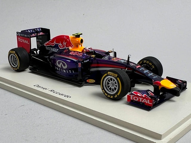 1:43 SPARK S3086 Infiniti Red Bull Racing RB10 Australian GP 2014 #3 Daniel Ricciardo