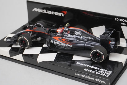 1:43 MINICHAMPS 537154122 McLaren Honda MP4-30 2015 #22 model car
