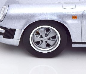 [ Pre-order ] KKDC180713 KK scale 1:18 Porsche 911 Carrera 3.2 Targa 250,000 Anniversary 1988 silver
