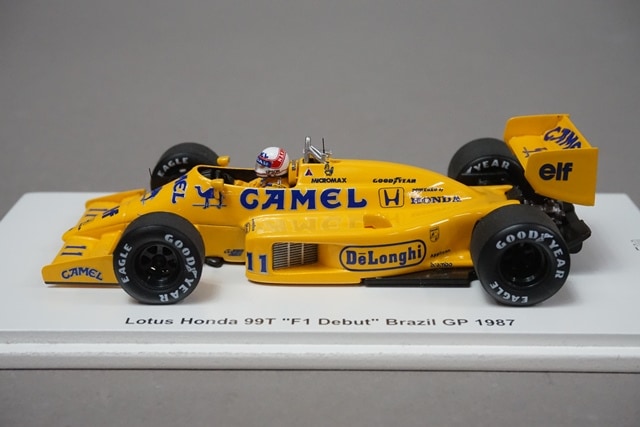 1:43 SPARK TR011 Lotus Honda 99T F1 Debut Brazilian GP Satoru Nakajima 1987 #11 CAMEL