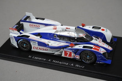 1:43 SPARK S2376 Toyota TS030 Hybrid Toyota Racing Le Mans 2012 #7 model car