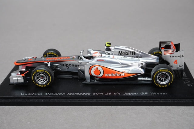 1:43 SPARK SJ007 Vodafone McLaren Mercedes MP4-26 Japan GP Winner J.Button #4