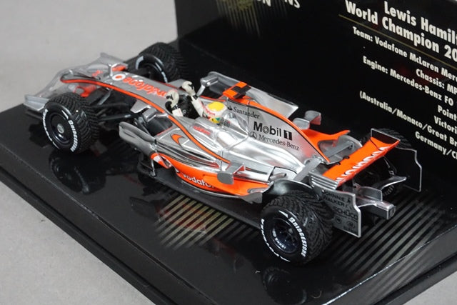 1:43 MINICHAMPS 530084332 Vodafone McLaren Mercedes MP4-23 2008 World Champion #22 L.Hamilton