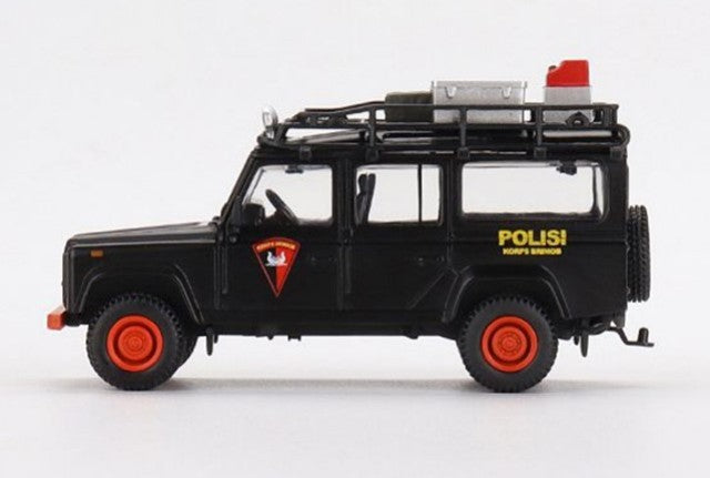 [ Back-order ] TSM MINI-GT MGT00522-R 1:64 Land Rover Defender 110 Indonesian National Police Mobile Brigade RHD Indonesia Exclusive model car