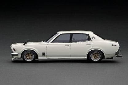 IG3166 ignition model 1:18 Nissan Bluebird U 2000GTX (G610) White modelcar