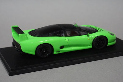 1:43 SPARK S0769 Jaguar XJ220 TWR Road Version 1993 Green model car