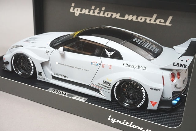 1:18 ignition model IG2357 Nissan LB-Silhouette WORKS GT Nissan 35GT-RR Matte Gray