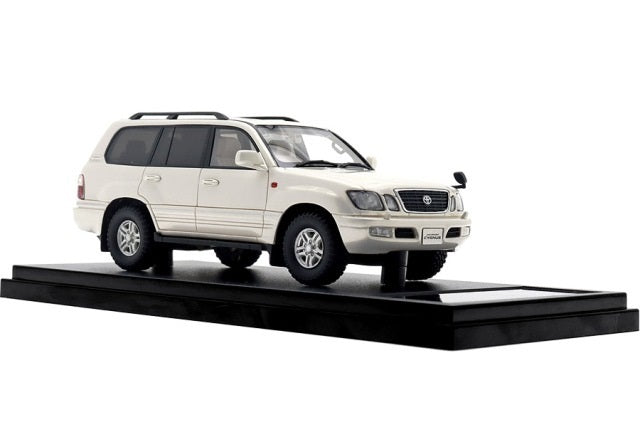 HS439WH Hi-Story 1:43 Toyota LAND CRUISER CYGNUS (2001) White Pearl Mica