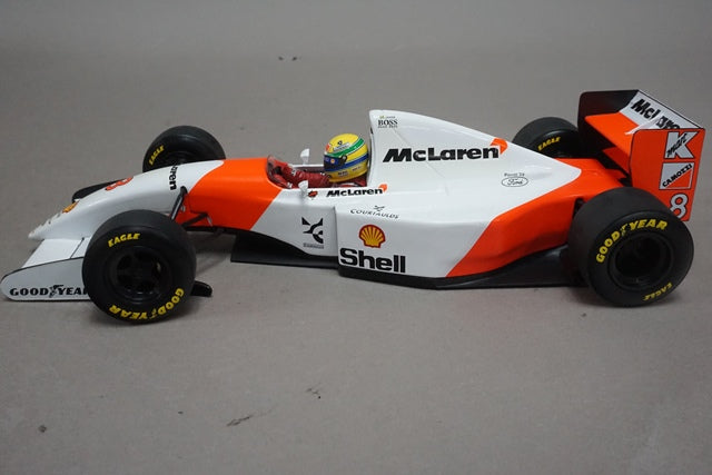 1:18 MINICHAMPS 540931808 McLaren Ford MP4-8 1993 #8 A.Senna