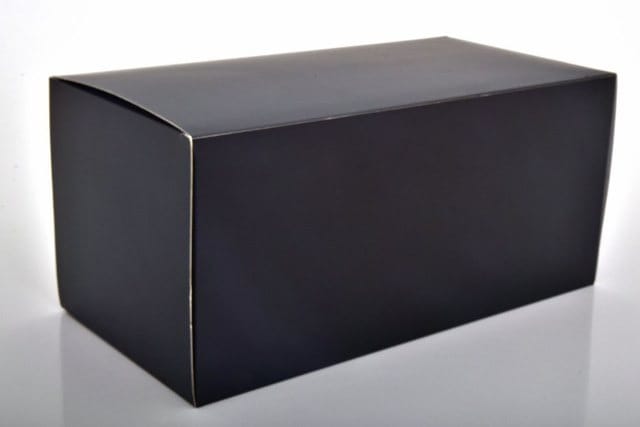 JC-L18WH Jewel Cases 1:18 Scale Acrylic Display Case with Leather Base (Size: Approx. 35.5 x 17 x 15.8cm) White