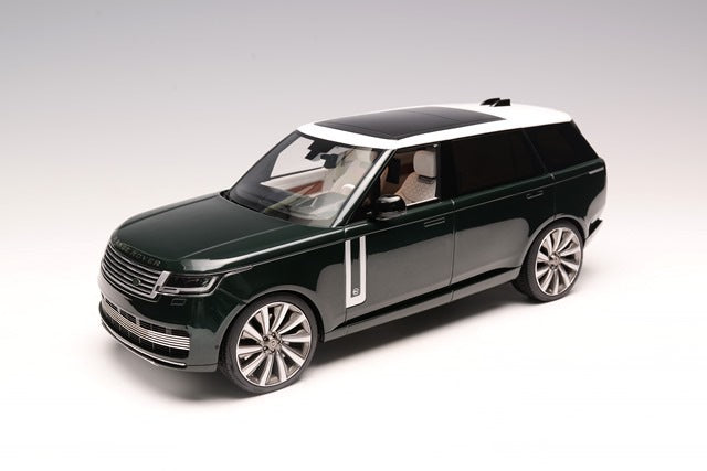 MH026BRG MOTORHELIX 1:18 Land Rover Range Rover British Racing Green (White Roof)