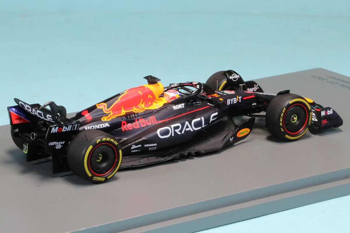 S8919 Spark 1:43 Oracle Red Bull Racing RB19 #1 Winner Qatar GP 2023 Formula One Drivers' Champion M. Verstappen