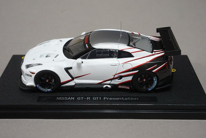 1:43 EBBRO 44170 Nissan GT-R GT1 Presentation