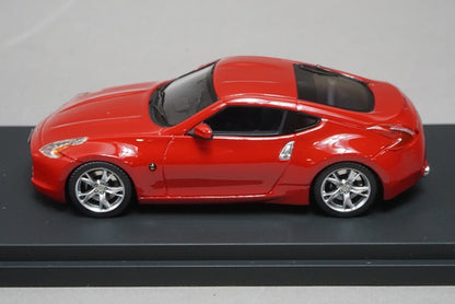 1:43 HPI 8432 Nissan Fairlady Z Vibrant Red