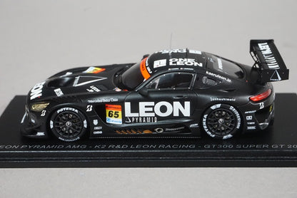 1:43 SPARK SGT040 LEON PYRAMID AMG GT300 Super GT 2022 #65