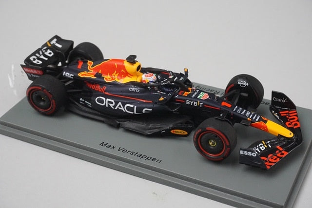 1:43 SPARK S8548 Oracle Red Bull Racing RB18 Dutch GP Winner 2022 #1