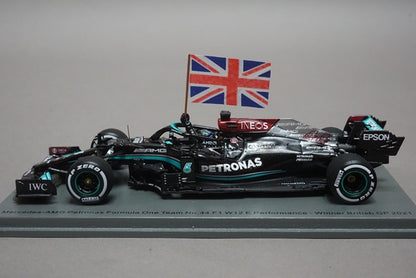 1:43 SPARK S7683 Mercedes AMG PETRONAS F1 TEAM W12 British GP Winner 2021 #44