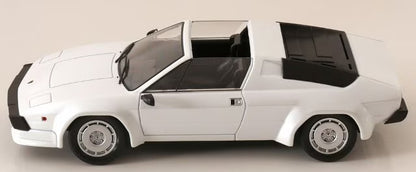 KKDC181282 KK scale 1:18 Lamborghini Jalpa 3500 1982 White Metallic