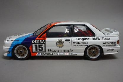 1:18 MINICHAMPS 183892095 BMW M3 Roberto Lavaglia DTM Champion 1989 #15