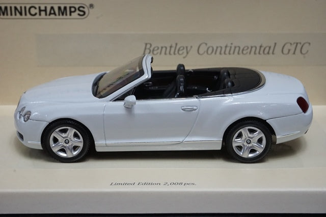 1:43 MINICHAMPS 436139031 Bentley Continental GTC 2007 Lione Bianco No.2