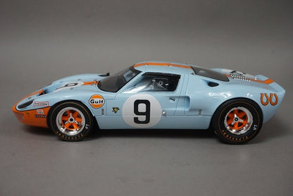 1:18 SPARK 18LM68 Ford GT 40 Le Mans Winner 1968 #9