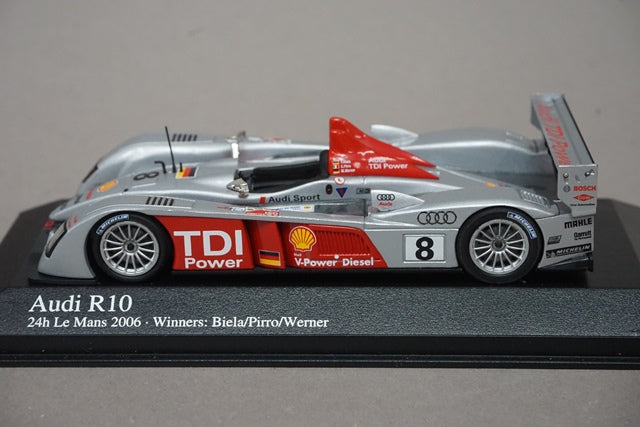 1:43 MINICHAMPS 400061608 Audi R10 24h LM Winner 2006 #8