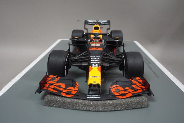 1:18 SPARK 18S486 Aston Martin Red Bull Racing RB16 70th Anniversary GP Winner 2020 #33