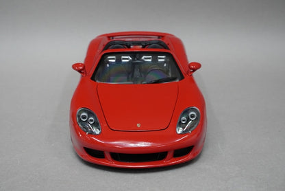 1:18 MINICHAMPS 100062630 Porsche Carrera GT 2004 Red