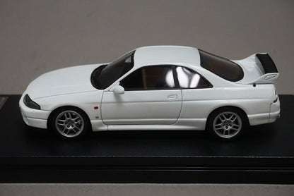 1:43 HPI 8384 MIRAGE Nissan Skyline GT-R V-spec N1 (R33) White