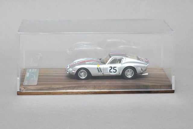 FY64030 Finclassically 1:64 250 GTO S/N 4153GT Silver #25