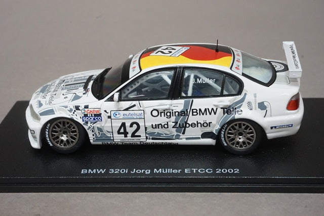 1:43 SPARK S0401 BMW 320i Jorg Muller ETCC 2002 #42