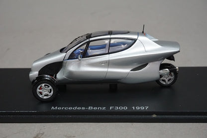 1:43 SPARK S1013 Mercedes Benz F300 1997