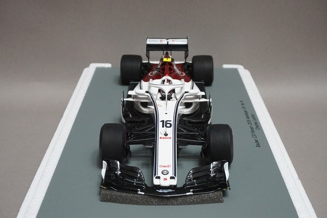 1:18 SPARK 18S350 Sauber C37 Ferrari Azerbaijan GP 2018 #16