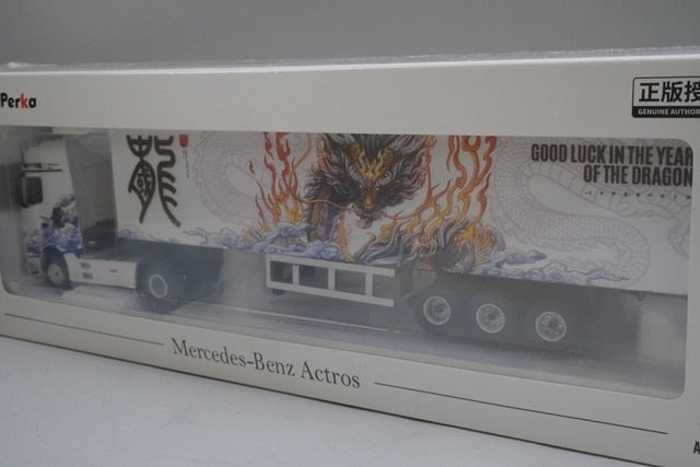 MD646715 ModernArt 1:64 Actros transport truck China Gragon Version