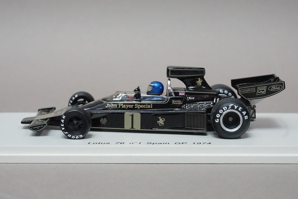 1:43 SPARK S1769 Lotus 76 Spain GP 1974 #1 JPS Spec Decal attached