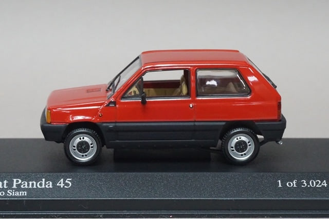 1:43 MINICHAMPS 400121401 Fiat Panda 45 Red