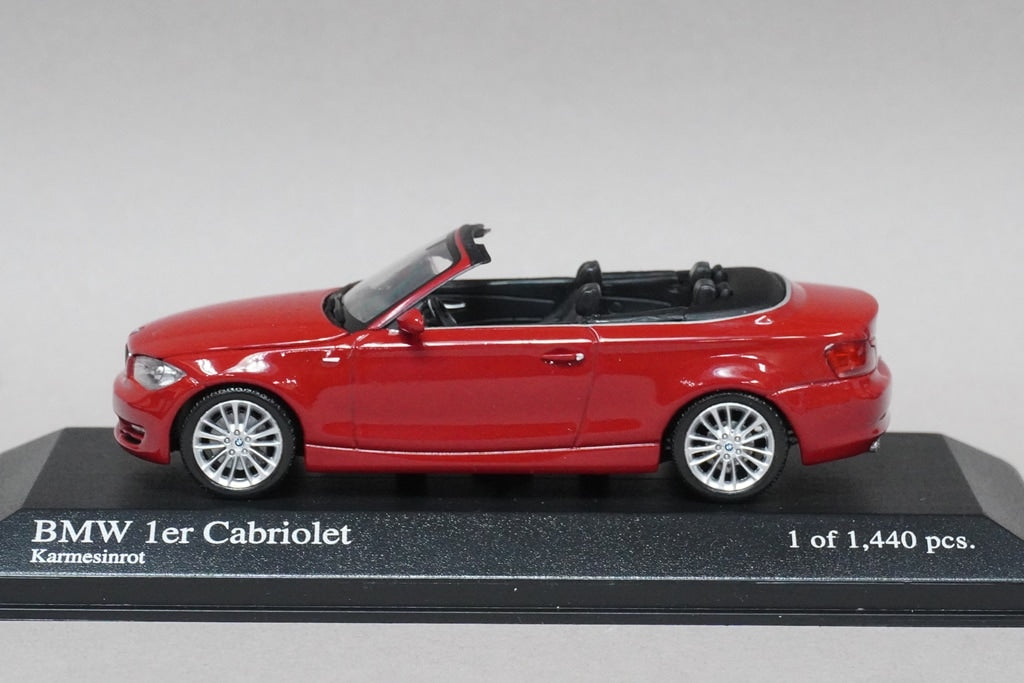 1:43 MINICHAMPS 431026230 BMW 1 Series Cabriolet 2007 Red