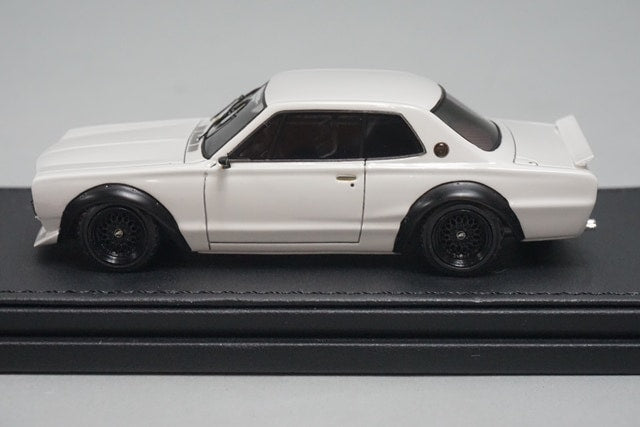 1:43 ignition model IG1912 Nissan Skyline 2000 GT-R (KPGC10) Star Road White