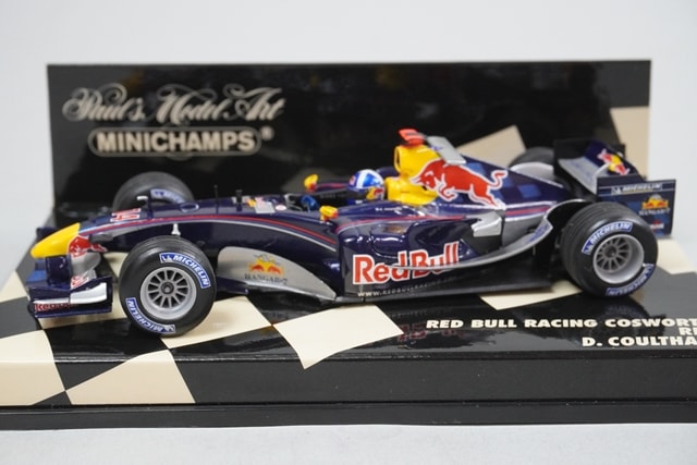 1/43 MINICHAMPS 400050014 Red Bull Racing Cosworth RB1 #14 D. Coulthard