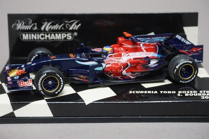 1:43 MINICHAMPS 400080014 Scuderia Toro Rosso STR3 2008 #14 S.Bourdais model car