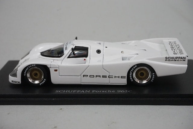 1:43 SPARK Minicar Fan Special Model Custom-made Schuppan Porsche 962C model car