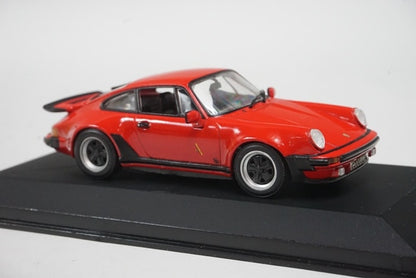 1:43 MINICHAMPS 430069000 Porsche 911 Turbo 1977 Red model car