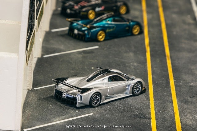 T64G-TL035-SL Tarmac Works 1:64 Pagani Huayra R Satin Silver
